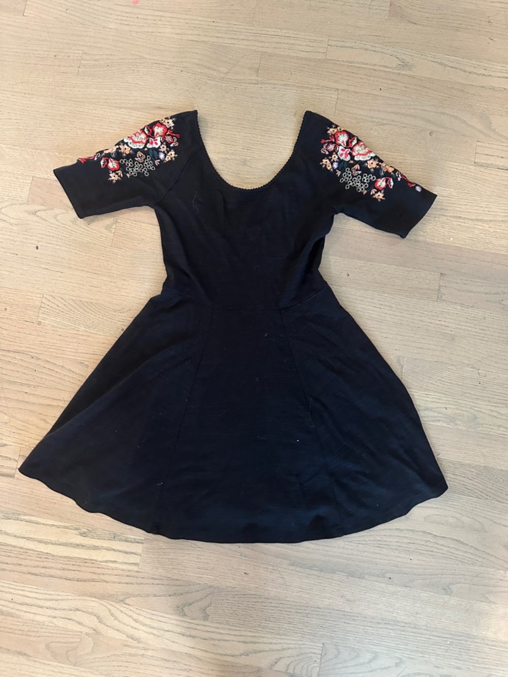 Free people Floral Embroidered Short Sleeve Skater Dress - Picture 1 of 4